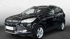 Schwarz Gebraucht 2016 Ford Kuga SYNC Edition SUV | 12.390 € (Fairer Preis)