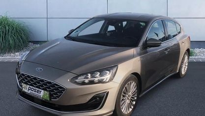 Używany Ford Focus Vignale 120 KM (88 kW) 2019 Srebrny Sedan/Limuzyna
