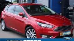 Rot Gebraucht 2017 Ford Focus Titanium Limousine | 10.490 € (Fairer Preis)