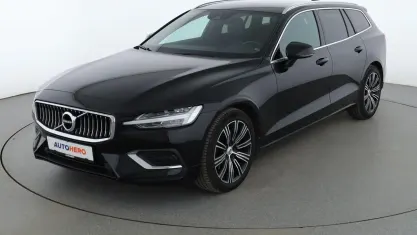 Gebraucht Volvo V60 Inscription 190 PS (139 kW) 2019 Schwarz Kombi