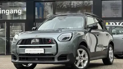 Usata Mini Countryman 204 CV (150 kW) 2024 Verde SUV