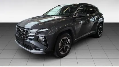 Grau Gebraucht 2025 Hyundai Tucson Trend SUV | 33.940 € (Superpreis)
