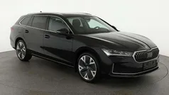 Onyx schwarz metallic Gebraucht 2024 Skoda Superb Selection Kombi | 41.095 € (Superpreis)