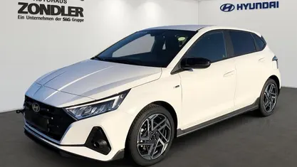 Neu Hyundai i20 N Line 101 PS (74 kW) 2025 Weiß Limousine