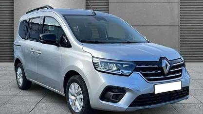 Gebraucht 2025 Renault Kangoo Techno Van / Kleinbus | 26.890 € (Superpreis)