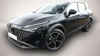 Neu Nissan Qashqai 360º 158 PS (116 kW) 2026 Schwarz SUV