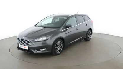Gebraucht Ford Focus Titanium 125 PS (91 kW) 2015 Grau Kombi