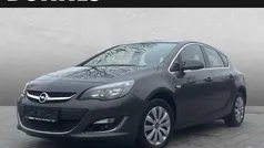 Grau Gebraucht 2015 Opel Astra Exklusiv Limousine | 8.990 € (Fairer Preis)
