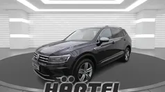 Deep black perleffekt, pearl effect Gebraucht 2018 VW Tiguan Allspace Highline SUV | 24.900 € (Fairer Preis)