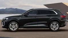 Mythosschwarz metallic Neu 2025 Audi Q5 S-Line SUV | 62.279 € (Superpreis)