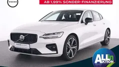 Weiss crystal white pearl / me Gebraucht 2024 Volvo S60 Ultimate Limousine | 37.990 € (Superpreis)