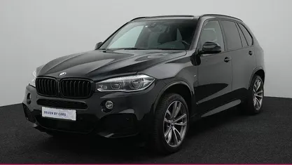 Black sapphire metallic Gebraucht 2017 BMW X5 M Sport SUV | 28.950 € (Fairer Preis)