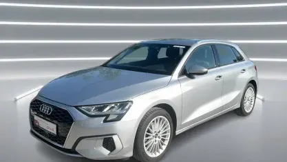 Gebraucht Audi A3 Advanced Plus 150 PS (110 kW) 2024 Florettsilber metallic Limousine