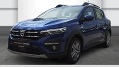 Ironblau (blau) Gebraucht 2022 Dacia Sandero Comfort Kleinwagen | 13.980 € (Fairer Preis)
