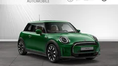 British racing green iv metallic Gebraucht 2021 Mini ONE Classic Kleinwagen | 19.970 € (Fairer Preis)