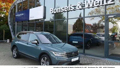 Blau metallic Gebraucht 2022 VW Tiguan Allspace Life SUV | 27.480 € (Fairer Preis)