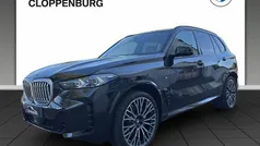 Grau Neu 2025 BMW X5 M Sport SUV | 104.070 € (Superpreis)