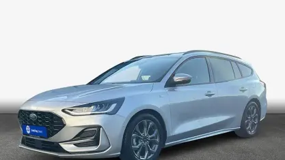 Gebraucht Ford Focus ST-Line X 155 PS (114 kW) 2024 Silber Kombi