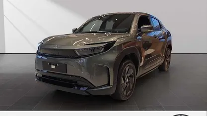 Gebraucht Toyota Urban Cruiser 128 kW (175 PS) 2026 SUV