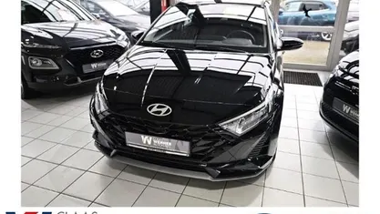 Schwarz Gebraucht 2024 Hyundai i20 Trend Limousine | 19.900 € (Fairer Preis)