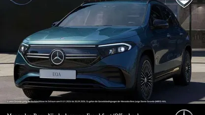 Blau Gebraucht 2023 Mercedes EQA350 AMG SUV | 37.490 € (Guter Preis)
