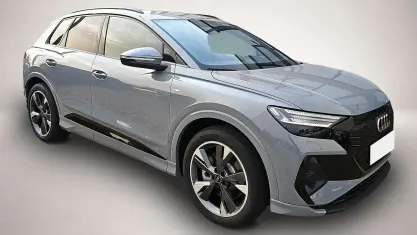 Neu Audi Q4 e-tron S-Line 210 kW (286 PS) 2026 Grau SUV