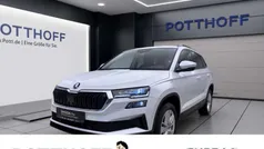 Weiss Gebraucht 2024 Skoda Karoq Selection SUV | 30.977 € (Fairer Preis)