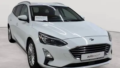 Frostweiß Gebraucht 2020 Ford Focus Titanium Kombi | 11.090 € (Fairer Preis)