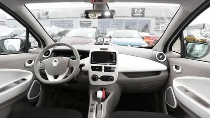 Gebraucht Renault Zoe Life 42 kW (58 PS) 2019 Weiß Kleinwagen