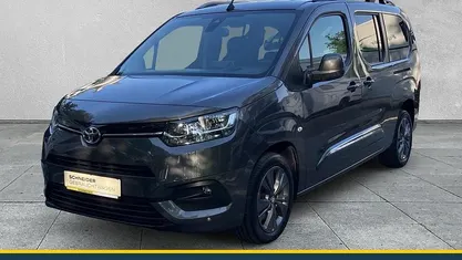 Gebraucht Toyota Proace Verso City 131 PS (96 kW) 2020 Grau Kombi