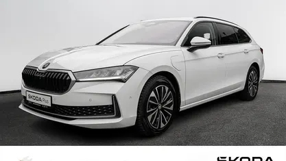 Gebraucht Skoda Superb Selection 150 PS (110 kW) 2025 Limousine
