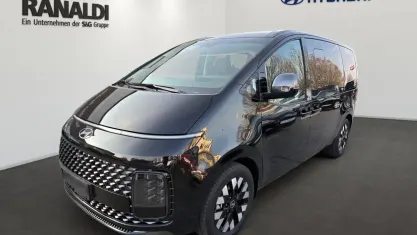 Gebraucht Hyundai Staria Signature 224 PS (164 kW) 2025 Schwarz Van / Kleinbus