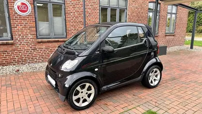 Gebraucht Smart ForTwo Cabrio Pulse 61 PS (44 kW) 2005 Schwarz (tridionsicherheitszelle schwarz / jack black) Cabrio