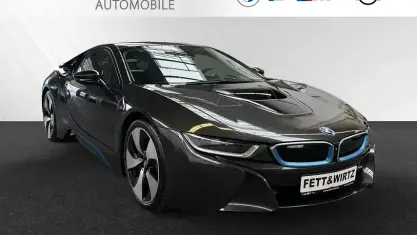 Usata BMW i8 362 CV (266 kW) 2015 Blu Coupé