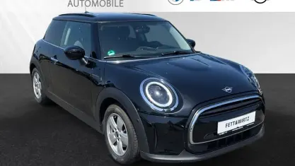 Gebraucht Mini ONE 102 PS (75 kW) 2022 Midnight black metallic Kleinwagen