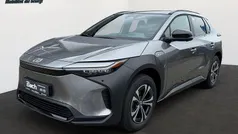 Grau Gebraucht 2025 Toyota bZ4X SUV | 39.690 € (Superpreis)