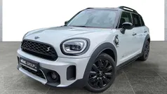 Weiß Gebraucht 2021 Mini Cooper SE Classic Kleinwagen | 26.990 € (Fairer Preis)