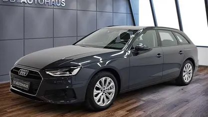 Grau Gebraucht 2022 Audi A4 Ambiente Kombi | 25.770 € (Superpreis)