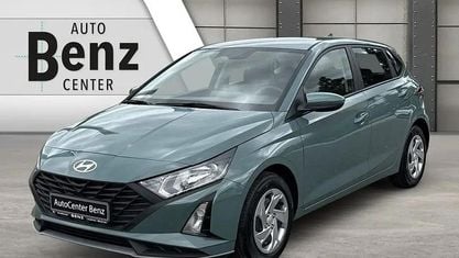 Neu Hyundai i20 Select 120 PS (88 kW) 2025 Schwarz Kleinwagen