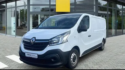 Gebraucht Renault Trafic Komfort 120 PS (88 kW) 2022 Weiß Van / Kleinbus