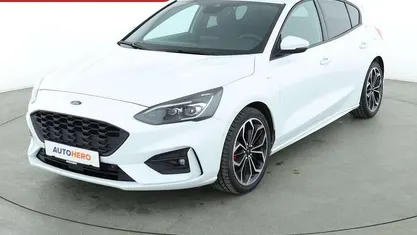 Gebraucht Ford Focus ST-Line X 155 PS (114 kW) 2021 Weiß Limousine
