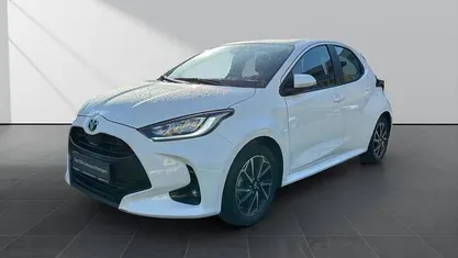 Gebraucht 2022 Toyota Yaris Hybrid Team Kleinwagen | 19.990 € (Fairer Preis)