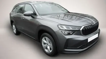 Neu Skoda Kodiaq Selection 150 PS (110 kW) 2025 Grau SUV