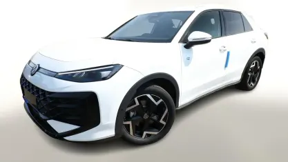 Neu VW T-Roc R-line 150 PS (110 kW) 2026 Pure white SUV