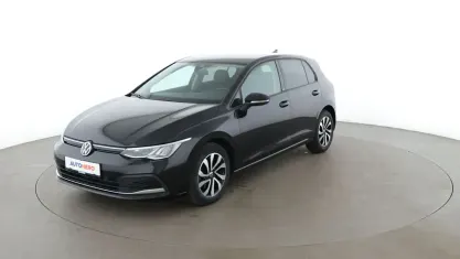 Gebraucht VW Golf VIII Active 150 PS (110 kW) 2021 Schwarz Limousine