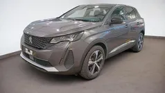 Platinium grau (metallic) Gebraucht 2024 Peugeot 3008 Allure SUV | 24.590 € (Fairer Preis)