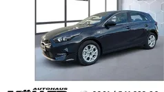 Grau Gebraucht 2025 Kia Ceed Comfort Limousine | 22.945 € (Guter Preis)