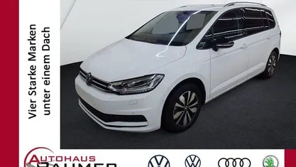 Gebraucht VW Touran Goal 150 PS (110 kW) 2025 Weiß Van / Kleinbus