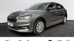 Grau Gebraucht 2024 Skoda Fabia Selection Limousine | 16.990 € (Fairer Preis)