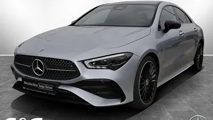 Metalliclack hightechsilber Gebraucht 2024 Mercedes CLA200 AMG Coupé | 36.940 € (Fairer Preis)